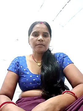 Snapshot of Nm_sanjna chatting on October 28, 2025, 1:21 pm Nm sanjna online show from October 28, 2025, 1:21 pm