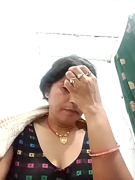 Snapshot of Nm_sanjna chatting on October 30, 2025, 7:44 pm Nm sanjna online show from October 30, 2025, 7:44 pm