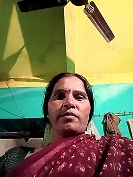 Snapshot of Nm_sanjna chatting on October 9, 2025, 2:28 pm Nm sanjna online show from October 9, 2025, 2:28 pm