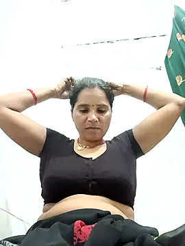 Snapshot of Nm_sanjna chatting on November 5, 2025, 11:02 am Nm sanjna online show from November 5, 2025, 11:02 am