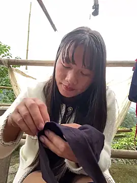 Snapshot of TrangNemo chatting on October 27, 2025, 8:59 am TrangNemo online show from October 27, 2025, 8:59 am