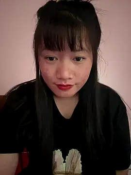 Snapshot of TrangNemo chatting on November 26, 2025, 8:47 am TrangNemo online show from November 26, 2025, 8:47 am