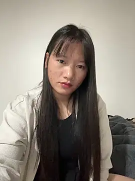 Snapshot of TrangNemo chatting on November 12, 2025, 9:40 pm TrangNemo online show from November 12, 2025, 9:40 pm