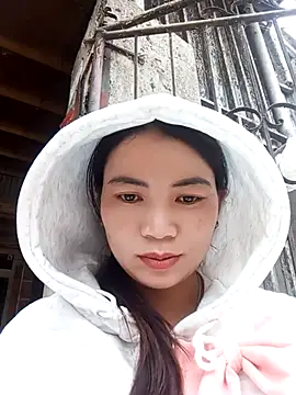 kun-love online show from October 29, 2025, 6:23 am