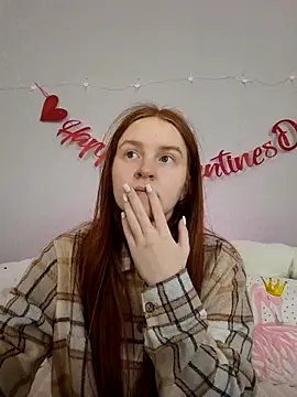 Evarey  online show from February 17, 2026, 5:05 am