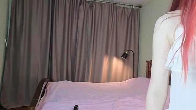  LucyStars  online show from January 13, 2026, 12:42 pm