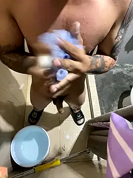 deivid885h online show from October 7, 2025, 2:45 am