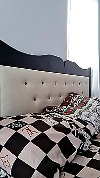 GlobeTrottieHottie1 online show from November 1, 2025, 8:30 am