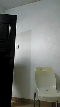 GlobeTrottieHottie1 online show from October 26, 2025, 9:20 am