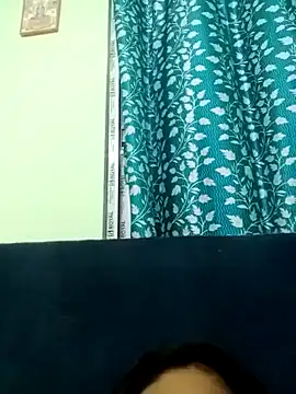 lovely simran online show from November 4, 2025, 4:22 pm