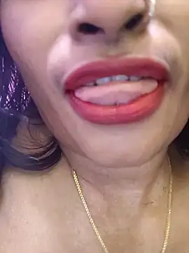 lovely simran online show from December 16, 2025, 5:11 am