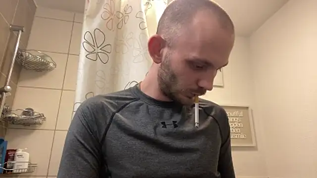 MolleDolle online show from March 19, 2026, 2:50 pm