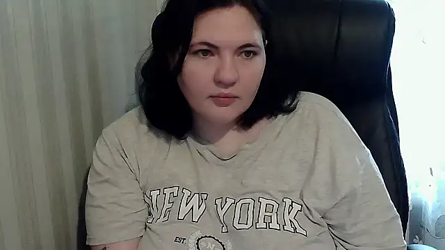 Snapshot of XLisaBlueXs_ chatting on October 13, 2025, 11:34 am XLisaBlueXs online show from October 13, 2025, 11:34 am