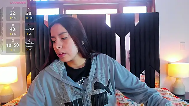 Snapshot of Sofy_and_Mia chatting on November 29, 2025, 12:38 pm Sofy and Mia online show from November 29, 2025, 12:38 pm