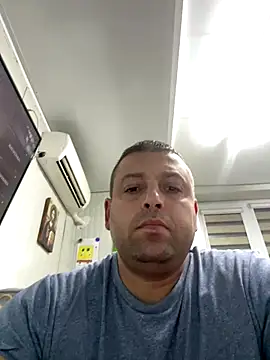 Snapshot of crazy88p chatting on October 13, 2025, 4:19 pm crazy88p online show from October 13, 2025, 4:19 pm