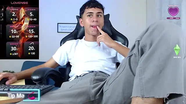 Snapshot of Alancum7 chatting on February 13, 2026, 1:00 pm Alancum7 online show from February 13, 2026, 1:00 pm