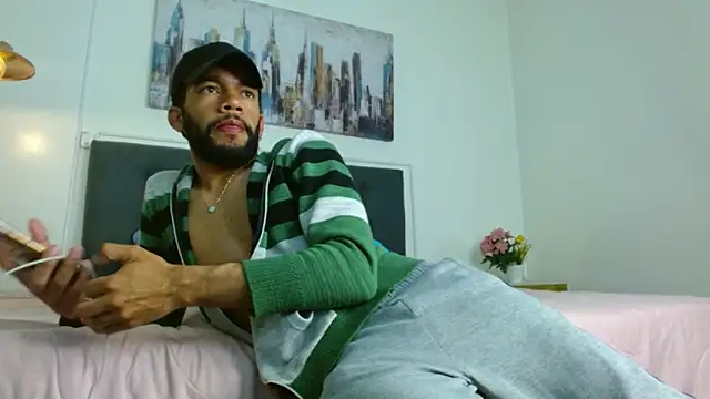 Snapshot of andresnoir_ chatting on December 16, 2025, 1:48 pm andresnoir online show from December 16, 2025, 1:48 pm