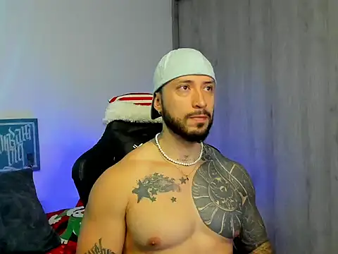 Dave-Max01 online show from December 1, 2025, 10:38 am