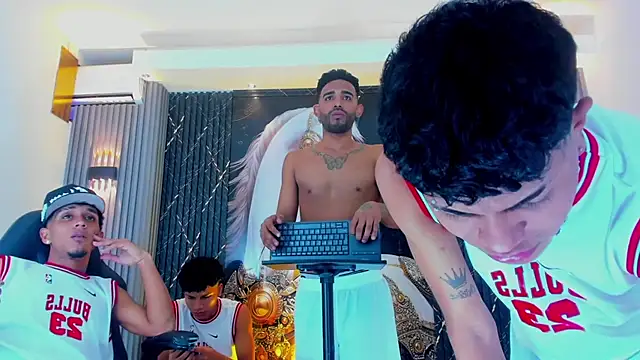  Gods of Olympus  online show from October 31, 2025, 4:25 pm