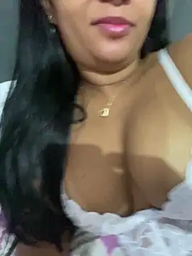 Brunamorenago online show from March 26, 2026, 12:03 pm