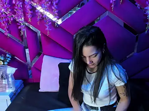 Gisell Squirt  online show from November 11, 2025, 12:11 pm