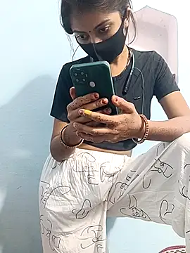 Snapshot of Payal_G chatting on October 13, 2025, 3:35 pm Payal G online show from October 13, 2025, 3:35 pm
