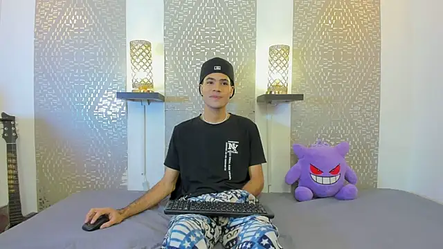 JacobBlackwell  online show from December 16, 2025, 7:29 pm