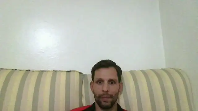 Snapshot of JagerXL chatting on October 6, 2025, 5:24 pm JagerXL online show from October 6, 2025, 5:24 pm