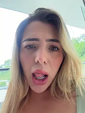 Snapshot of camila_vanucci- chatting on June 24, 2026, 4:05 pm camila vanucci- online show from June 24, 2026, 4:05 pm