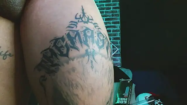 jordan bigcock  online show from December 1, 2025, 6:47 am