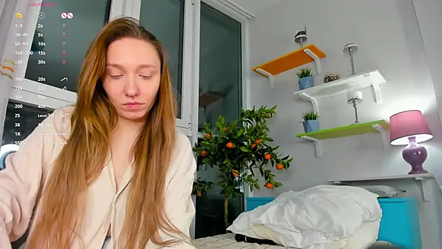 Snapshot of JohnetteConstine chatting on December 20, 2025, 5:38 pm JohnetteConstine online show from December 20, 2025, 5:38 pm