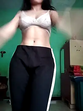 Hornyme18 online show from November 24, 2025, 6:13 am