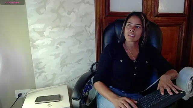 Snapshot of nairobi8 chatting on February 7, 2026, 9:45 pm nairobi8 online show from February 7, 2026, 9:45 pm