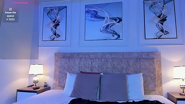 celeste collins  online show from December 4, 2025, 11:42 am