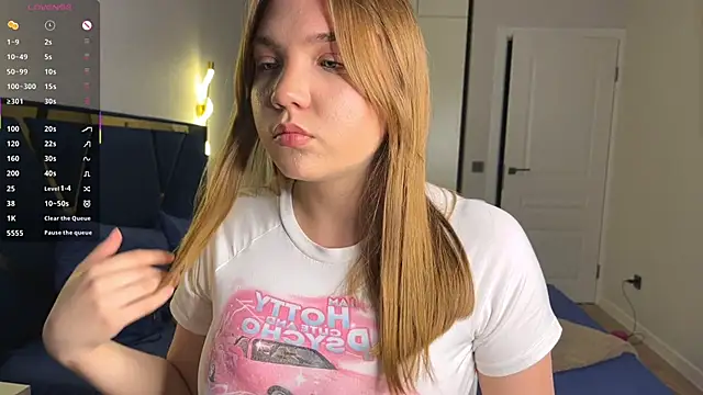 Snapshot of RebeccaEglitis chatting on May 27, 2026, 7:21 pm RebeccaEglitis online show from May 27, 2026, 7:21 pm