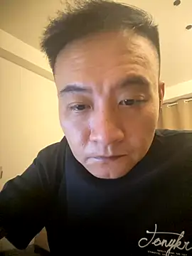 joneslau88 online show from October 21, 2025, 7:35 pm