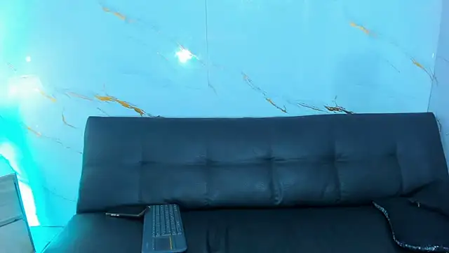 Snapshot of Little_nicoll chatting on March 2, 2026, 11:33 pm Little nicoll online show from March 2, 2026, 11:33 pm