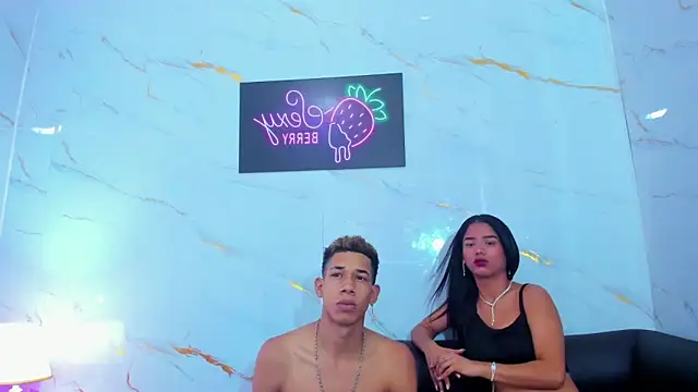 Snapshot of Little_nicoll chatting on January 18, 2026, 10:57 pm Little nicoll online show from January 18, 2026, 10:57 pm