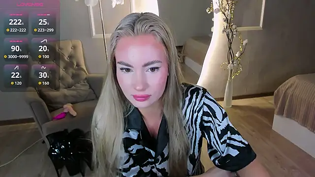  BellaClark online show from March 31, 2026, 8:22 pm