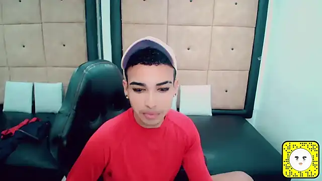 Snapshot of Marcuszion_XX chatting on October 8, 2025, 7:47 pm Marcuszion XX online show from October 8, 2025, 7:47 pm