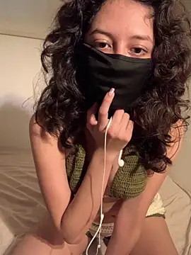 Snapshot of alicacua chatting on October 9, 2025, 2:01 am alicacua online show from October 9, 2025, 2:01 am