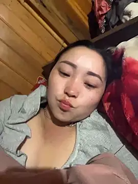 miemie-xx online show from November 29, 2025, 1:22 pm