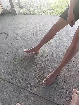 Merlin2310 online show from April 4, 2026, 2:23 pm