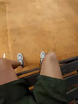 Merlin2310 online show from November 15, 2025, 12:03 am