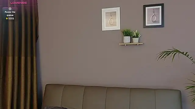 ZahraMilf online show from January 10, 2026, 8:15 pm