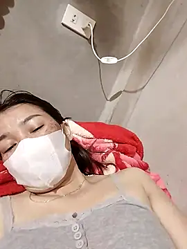 Snapshot of ladzy_sexy chatting on October 27, 2025, 8:54 pm ladzy sexy online show from October 27, 2025, 8:54 pm