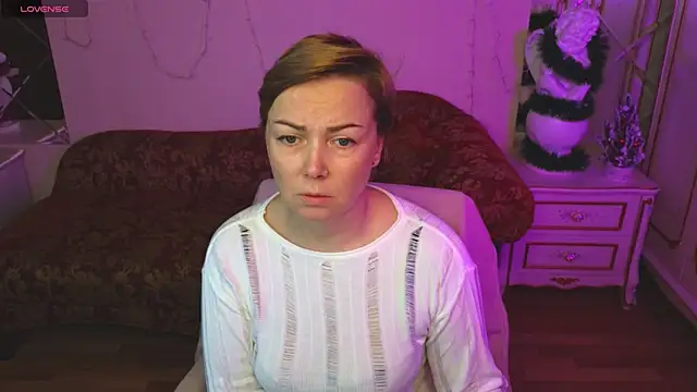 Viola Rayden online show from January 9, 2026, 4:41 am