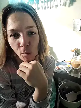 Cassaroll333 online show from November 7, 2025, 3:05 pm