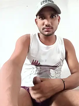 Snapshot of BiggerDickGuy chatting on July 12, 2026, 2:45 am BiggerDickGuy online show from July 12, 2026, 2:45 am