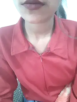 Snapshot of Mahi677 chatting on February 10, 2026, 4:33 am Mahi677 online show from February 10, 2026, 4:33 am